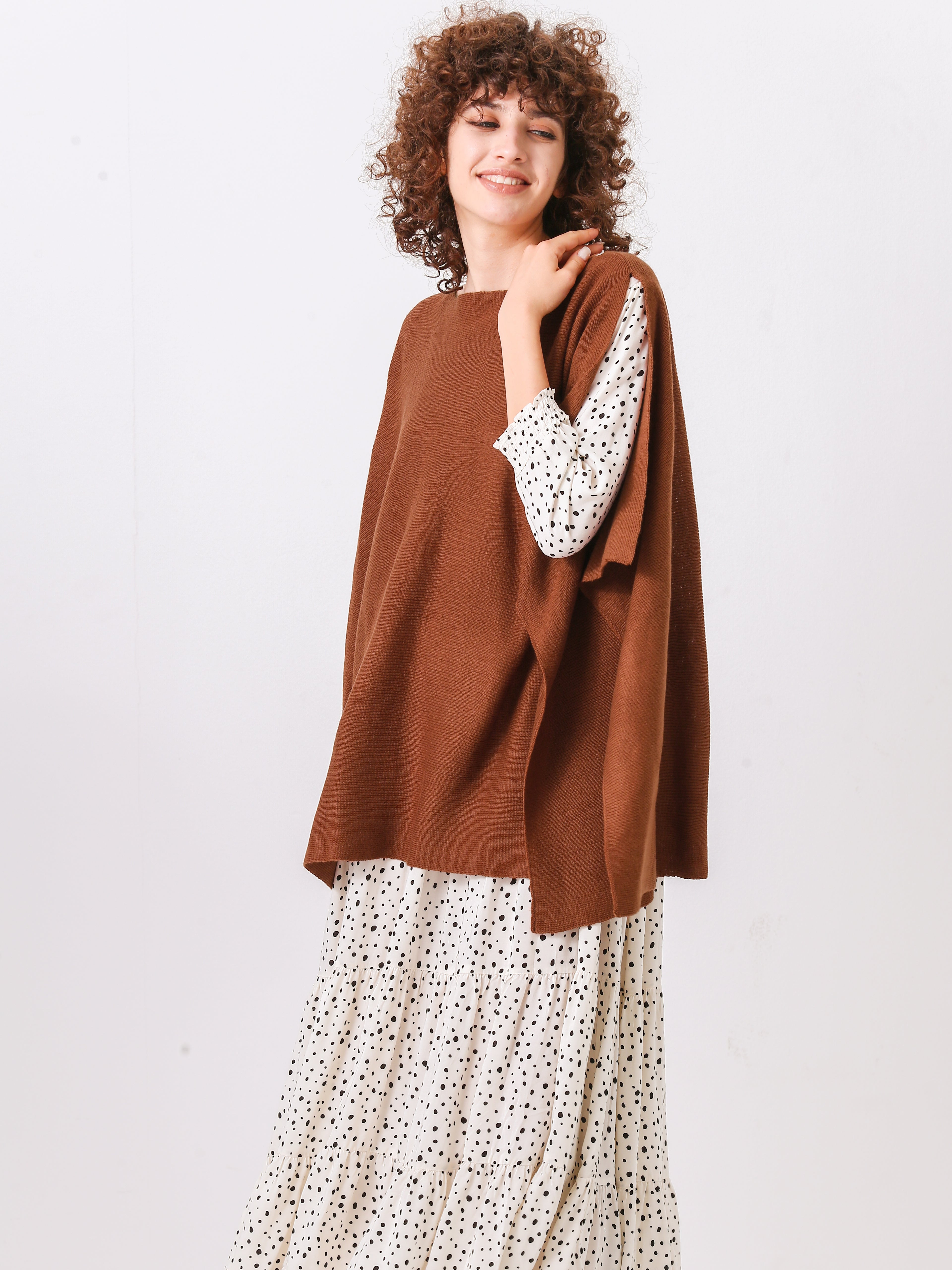 Split Detail Knit Poncho