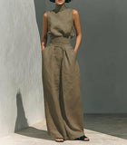 Women's 2-Piece Textured Outfit Set, Sleeveless Mock Turtleneck Top & High Waist Pleated Wide Leg Pants with Pockets