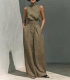 Women's 2-Piece Textured Outfit Set, Sleeveless Mock Turtleneck Top & High Waist Pleated Wide Leg Pants with Pockets