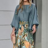 Women's 2-Piece Vacation Outfit Set, Puff 3/4 Sleeve Solid Blouse & High Waist Tropical Leaf Print Wide Leg Pants
