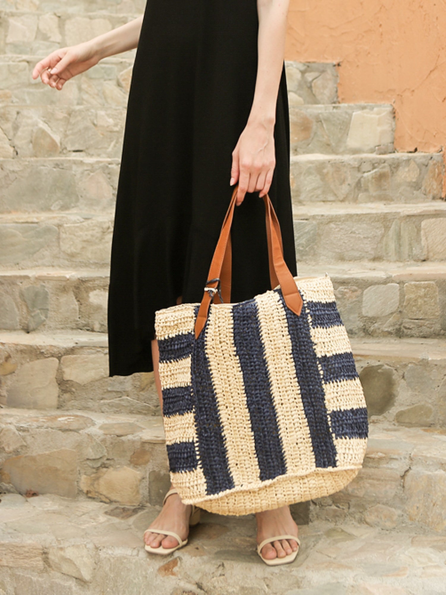 Moss Rose Striped Straw Tote